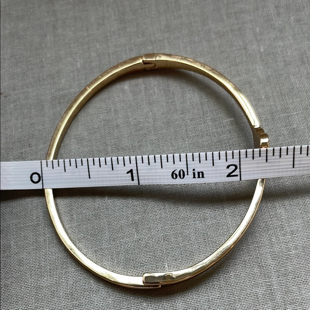 Clover Bracelet Bangle - Picture 8 of 9